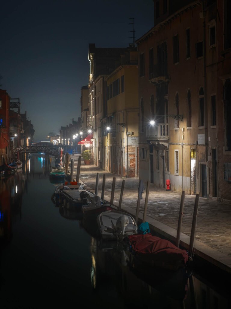 Night line - Venice