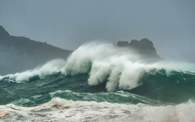 Atlantic waves in County Kerry